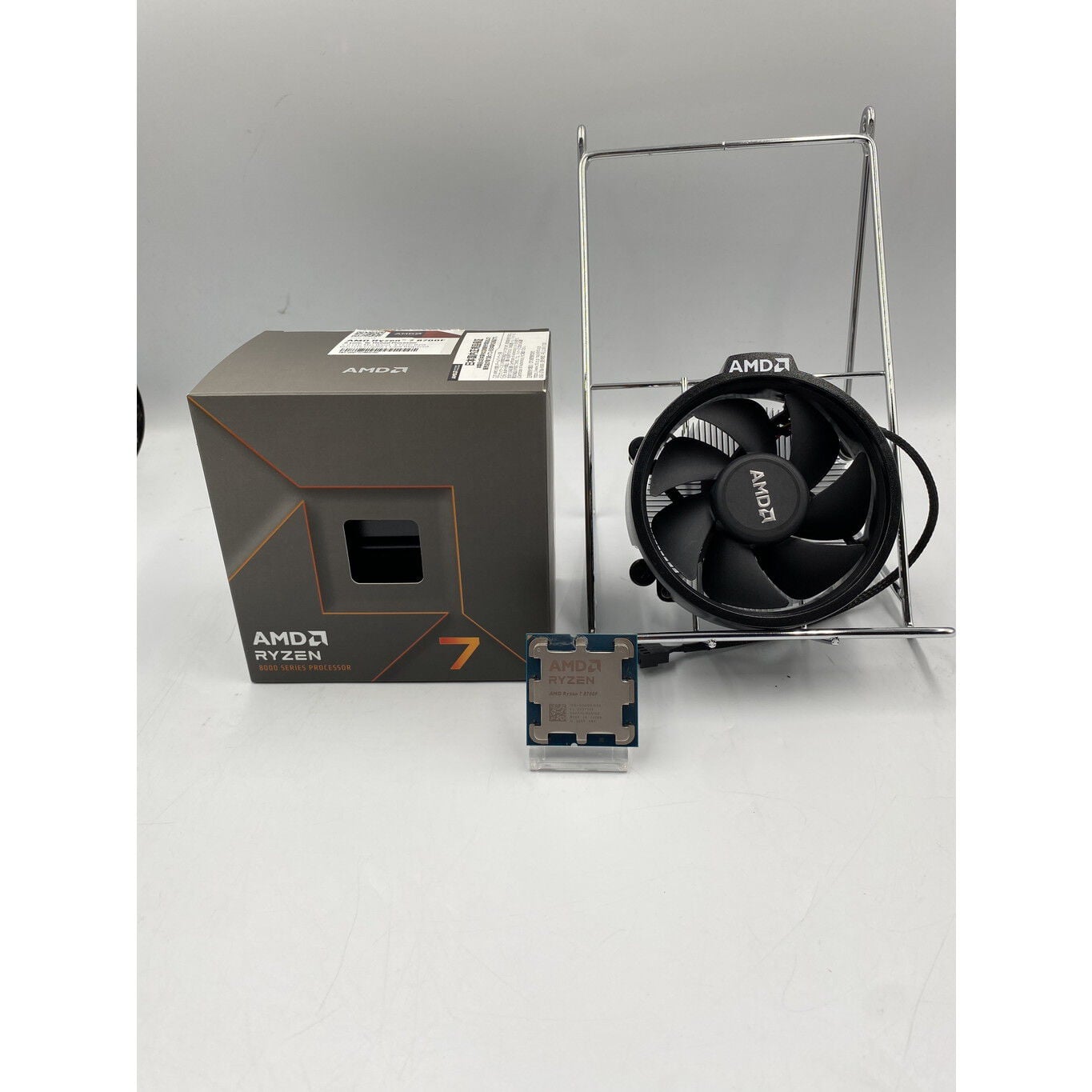 中古 AMD Ryzen 7 8700F (AM5/4.1GHz/24M/C8/T16/65W) 166431 （393109