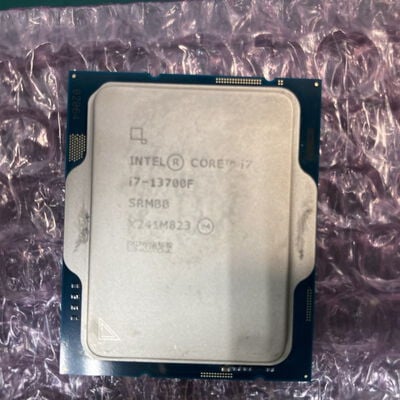 【富山本郷店】中古  INTEL Core i7 13700F (1700/2.1G/30M/C16/T24) 154211 