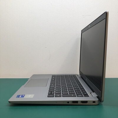 【津ラッツ店】中古  DELL Latitude 5320 (Intel Core i7 1185G7 3.0GHz/16GB/SSD256GB/-/-/13.3/1920x1080/Wi-Fi/WEBCAM/W11H64) 180537 