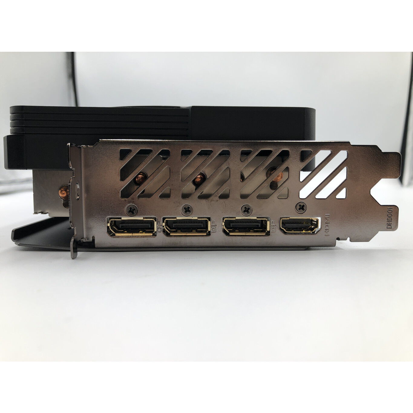 中古 GIGABYTE GV-N407TSWF3MAX-16GD (RTX4070Ti SUPER 16GB