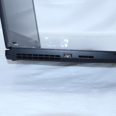【通販センター】中古  【ジャンク品/保証無/返品質問不可】Lenovo ThinkPad P52　20MAS12700 (Core i7 8750H/16GB/SSD512GB/-/NVIDIA Quadro P1000 4GB/15.6ｲﾝﾁ/1920x1080/Wi-Fi/WEBCAM/-) 176659 