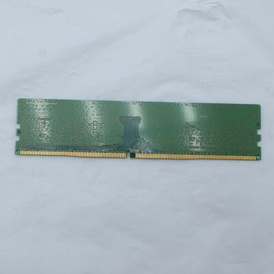 【通販センター】中古  PC4-21300 8GB デスクトップ用(DDR4-2666) 126165 