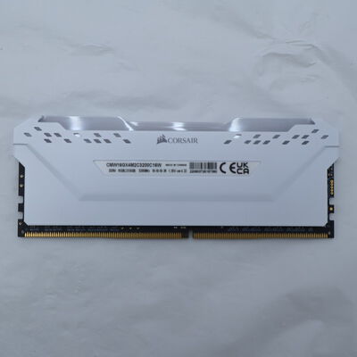 【通販センター】中古  PC4-25600 8GB デスクトップ用(DDR4-3200) 140727 
