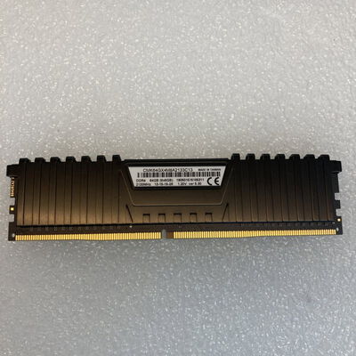【京都店】中古  PC4-17000 8GB デスクトップ用(DDR4-2133) 126161 