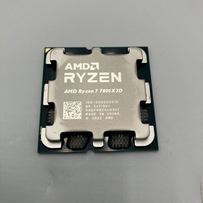 【秋葉原本店】中古  AMD Ryzen 7 7800X3D (AM5/4.2/104M/C8/T16/120W) 157139 