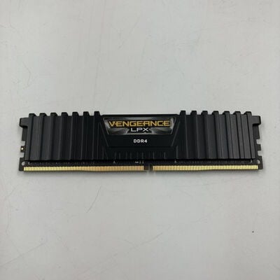 【なんば店】中古  PC4-21300 16GB デスクトップ用(DDR4-2666) 135638 