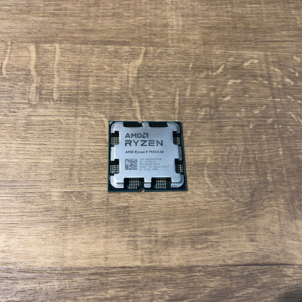 中古 AMD Ryzen 9 7950X3D (AM5/4.2/144M/C16/T32/120W) 156788