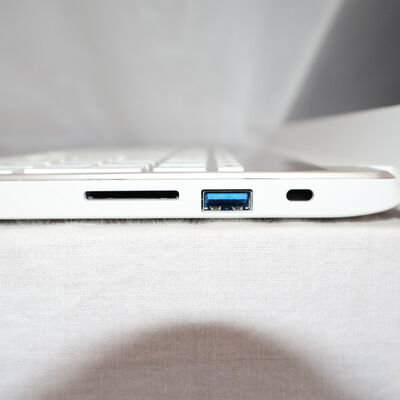 【通販センター】中古  Dynabook C7/X P3-C7XG-EE(Intel Core i7 1355U/16GB DDR5 (PC5)/SSD512GB/なし/オンボード/15.6/1920x1080/Wi-Fi/W11H64 MAR) 201354 