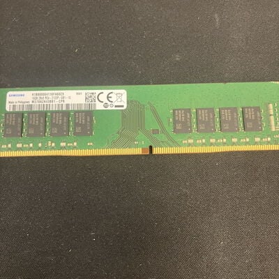 【大宮店】中古  PC4-17000 16GB デスクトップ用 135640 