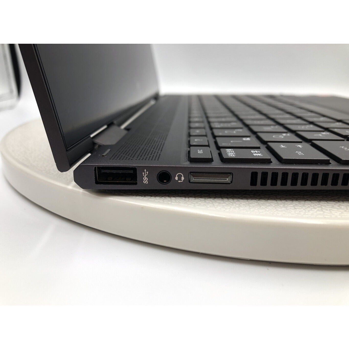 中古 HP ENVY X360(Ryzen 3 3300U/8GB/SSD256GB/-/13.3/W11H