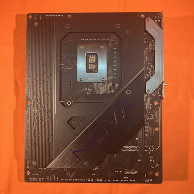 【なんば店】中古  ASRock Z790 Nova WiFi (Z790 1700 ATX DDR5) 175346 