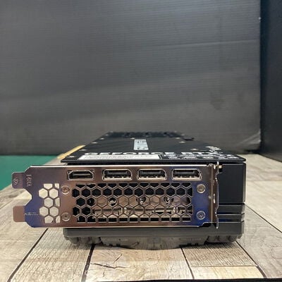 【広島店】中古  Palit NE75070019K9-GB2050A GamingPro (RTX5070 12G) 176909 
