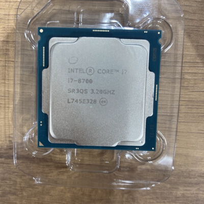 【静岡東瀬名店】中古  INTEL Core i7 8700 (1151/3.20GHz/12M/C6/T12) 136198 