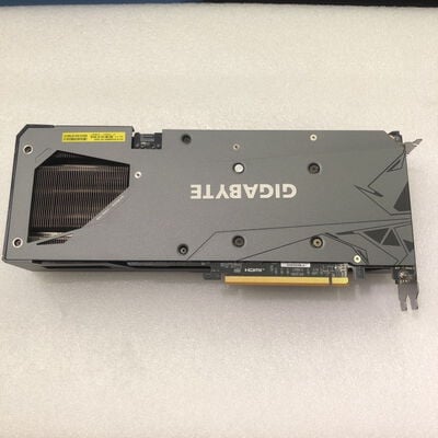 【甲府飯田店】中古  GIGABYTE GV-R76GAMING OC-8GD (RX7600 8G) 162746 