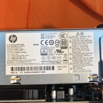 【なんば店】中古  HP ProDesk 400 G6 SFF (9400F/8GB/HDD500GB/Mt/RX550X/WLAN/W10H64) 182585 