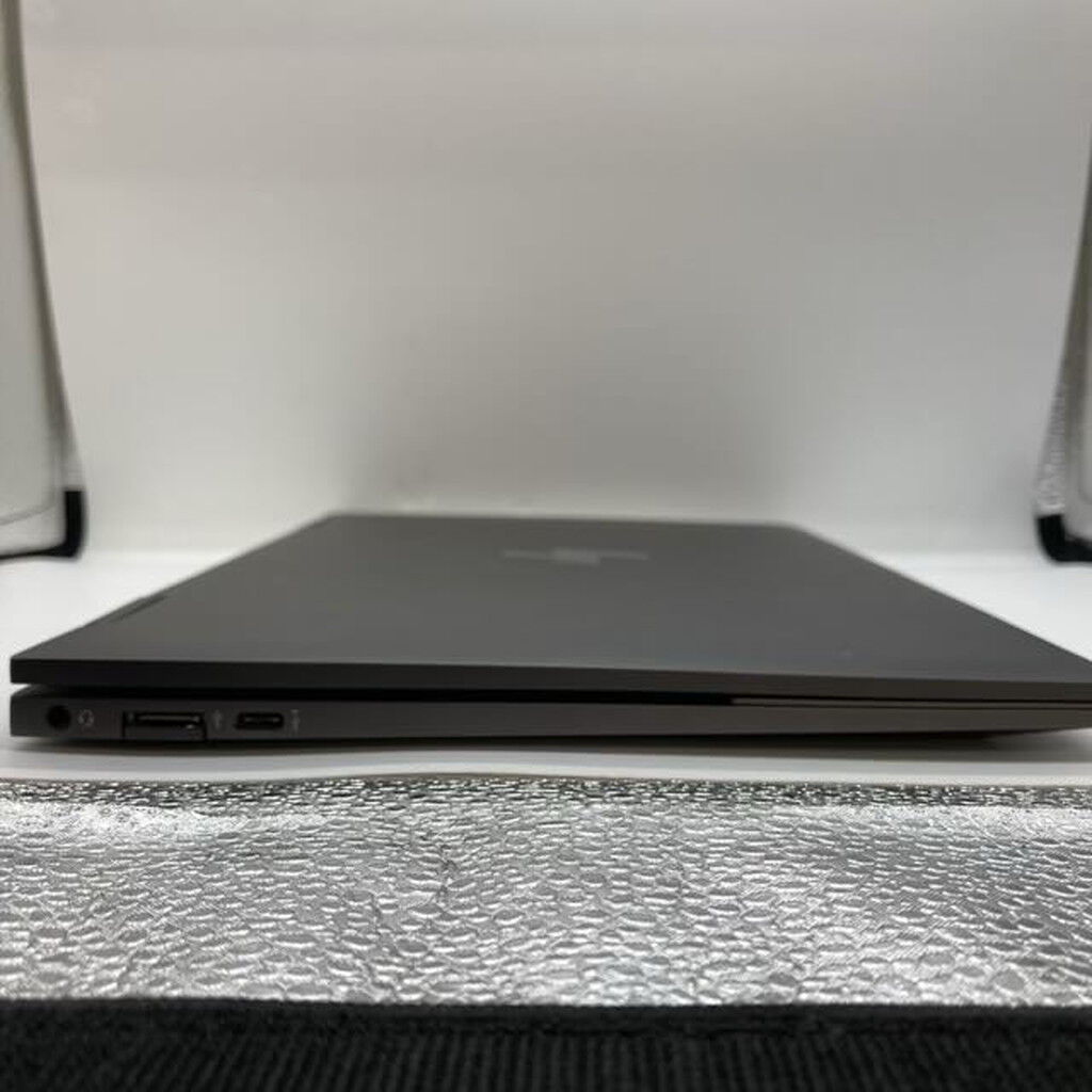 中古 HP ENVY x360 Convert 13-ay1052AU(Ryzen 7 5800U/16GB/SSD1TB