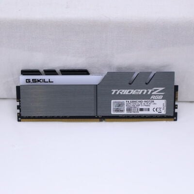 【通販センター】中古  PC4-25600 8GB デスクトップ用(DDR4-3200) 140727 