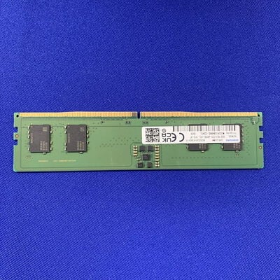 【横浜駅前店】中古  PC5-38400 8GB デスクトップ用 151530 