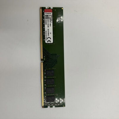 【なんば店】中古  PC4-25600 8GB デスクトップ用(DDR4-3200) 140727 