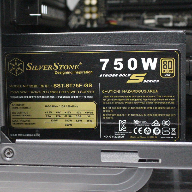 中古 SYCOM Original PC(Intel Core i7 9700K/32GB/SSD1TB/DVDマルチ