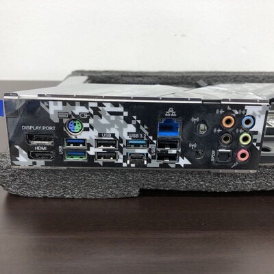 【長野稲里店】中古  ASRock B550 Steel Legend (B550 AM4 ATX DDR4) 142936 
