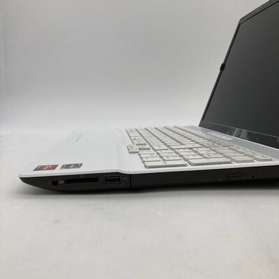 【堺七道店】中古  Fujitsu FMVA450JW(Ryzen 5 5500U/8GB/SSD256GB/W11H) 4660002304 