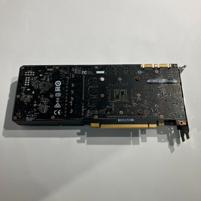 【鹿児島店】中古  各社 GeForce GTX1070 (8GB PCI-E) 130945【8/14価格改定!】 