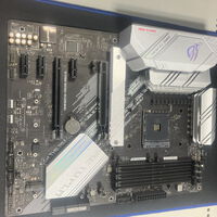 中古  ASUS ROG STRIX B550-A GAMING(B550 AM4 ATX DDR4) 1250005846 