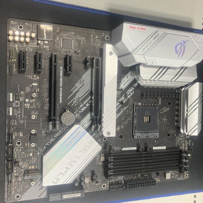 【大宮店】中古  ASUS ROG STRIX B550-A GAMING(B550 AM4 ATX DDR4) 1250005846 