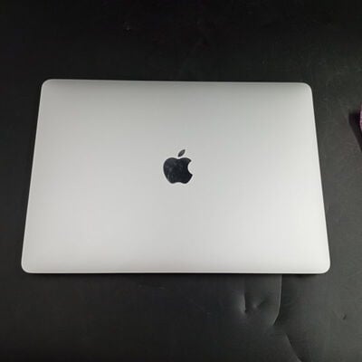 【大須店】中古  Apple MacBook Air Retina 13インチ 2019 A1932 (Core i5 1.6GHz/8GB/SSD 128GB/13.3/2560 x 1600 Retina/Wifi) 194665 