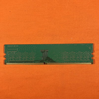 【なんば店】中古  PC4-25600 8GB デスクトップ用_ 184899 