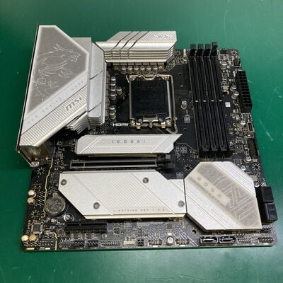 【神戸・三宮店】中古  MSI MPG B760M EDGE TI WIFI (B760 1700 mATX DDR5) 3430005624 
