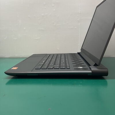 【浦添城間店(沖縄)】中古  Alienware m16(Ryzen 9 7845HX/16GB/SSD1TB/RTX4070/W11H) 4780001036 