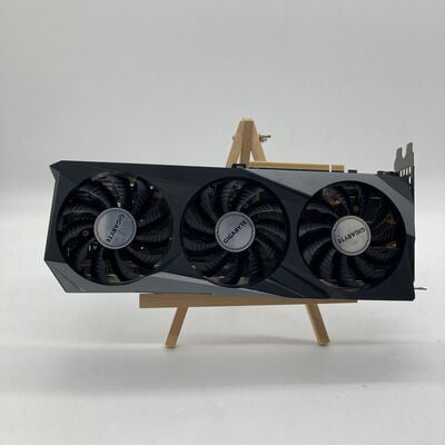 【堺七道店】中古  GIGABYTE GV-N3070GAMING OC-8GD (RTX3070 8G) 143899 
