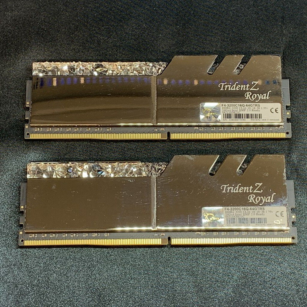中古 16GB 2枚組(合計32GB) PC4-25600/DDR4-3200 デスクトップ用