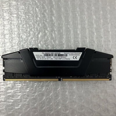 【秋葉原本店】中古  PC4-28800 16GB デスクトップ用(DDR4-3600) 140734 
