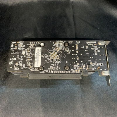 【横浜駅前店】中古  ASRock RX550 LP 4G (Radeon RX550 4GB GDDR5 1H1P) 199771 