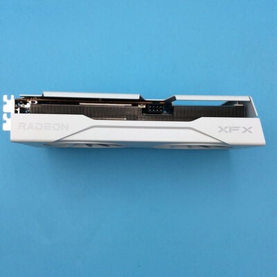 【秋葉原本店】中古  XFX Swift AMD Radeon RX9060XT OC White (16GB PCI-E) 3410013760 