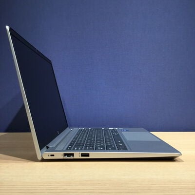 【松山環状枝松店】中古  HP ProBook 440 G9(Intel Core i5 1235U/8GB/SSD256GB/なし/オンボード/14/1920x1080/Wi-Fi/WEBCAM/WEBCAM/W11H64 MAR) 181206 