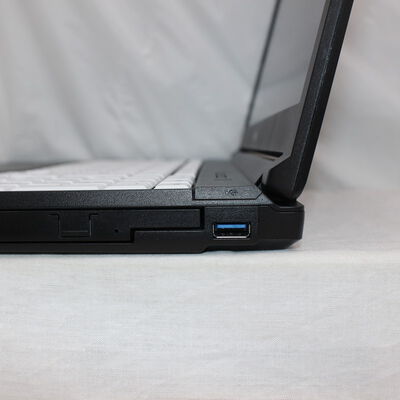 【通販センター】中古  FUJITSU LIFEBOOK A5511/G(Intel Core i5 1145G7 2.60GHz/16GB DDR4/SSD256GB/MULTI/オンボード/15.6/1920x1080/GbE/Wi-Fi/WEBCAM/W11H/VBT) 196522 