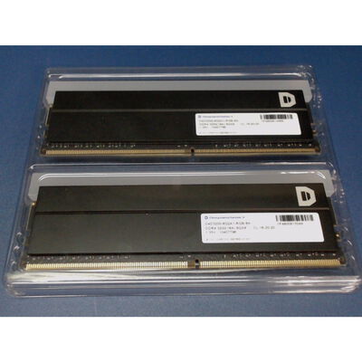 【前橋ｲﾝﾀｰｱｶﾏﾙ店】中古  ﾄﾞｽﾊﾟﾗｾﾚｸﾄ D4D3200-8G2A1-RGB-BK(DDR4-3200 8GBx2) 4540002474 