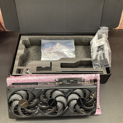 【富士青葉店】中古  GIGABYTE GV-N5080WF3OC-16GD (RTX5080 16G) 176523 