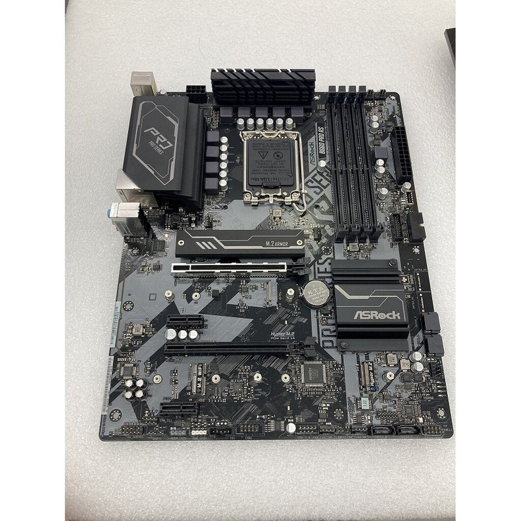 中古 CPU マザボ i7-13700KF Asrock B660 PRO RS 中古 CPU マザボ i7-13700KF Asrock B660 PRO RS 中古 CPU マザボ i7