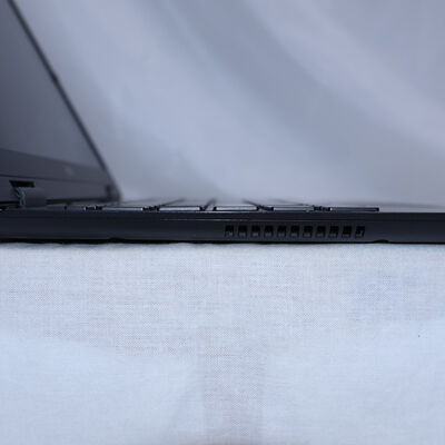 【通販センター】中古  【ジャンク品/保証無/返品質問不可】NEC VersaPro VKT10/C-6 PC-VKT10CZG6(Intel Core i5 10210Y/8GB/SSD128GB/なし/オンボード/12.5/1920x1080/Wi-Fi/OSなし) 185235 