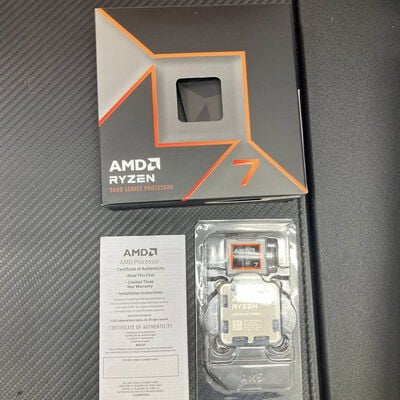 【富士青葉店】中古  AMD Ryzen 7 9700X (AM5/3.8GHz/40M/C8/T16/65W) 169022 