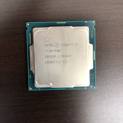 【長野稲里店】中古  INTEL Core i7 8700K (1151/3.70GHz/12M/C6/T12) 136197 