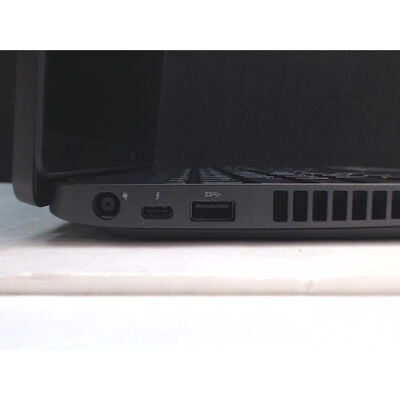 【前橋ｲﾝﾀｰｱｶﾏﾙ店】中古  DELL Precision 3541 (Intel Core i7 9750H 2.6GHz/16GB/SSD256GB/なし/オンボード/15.6/1920x1080/Wi-Fi/WEBCAM/W11H64) 181924 