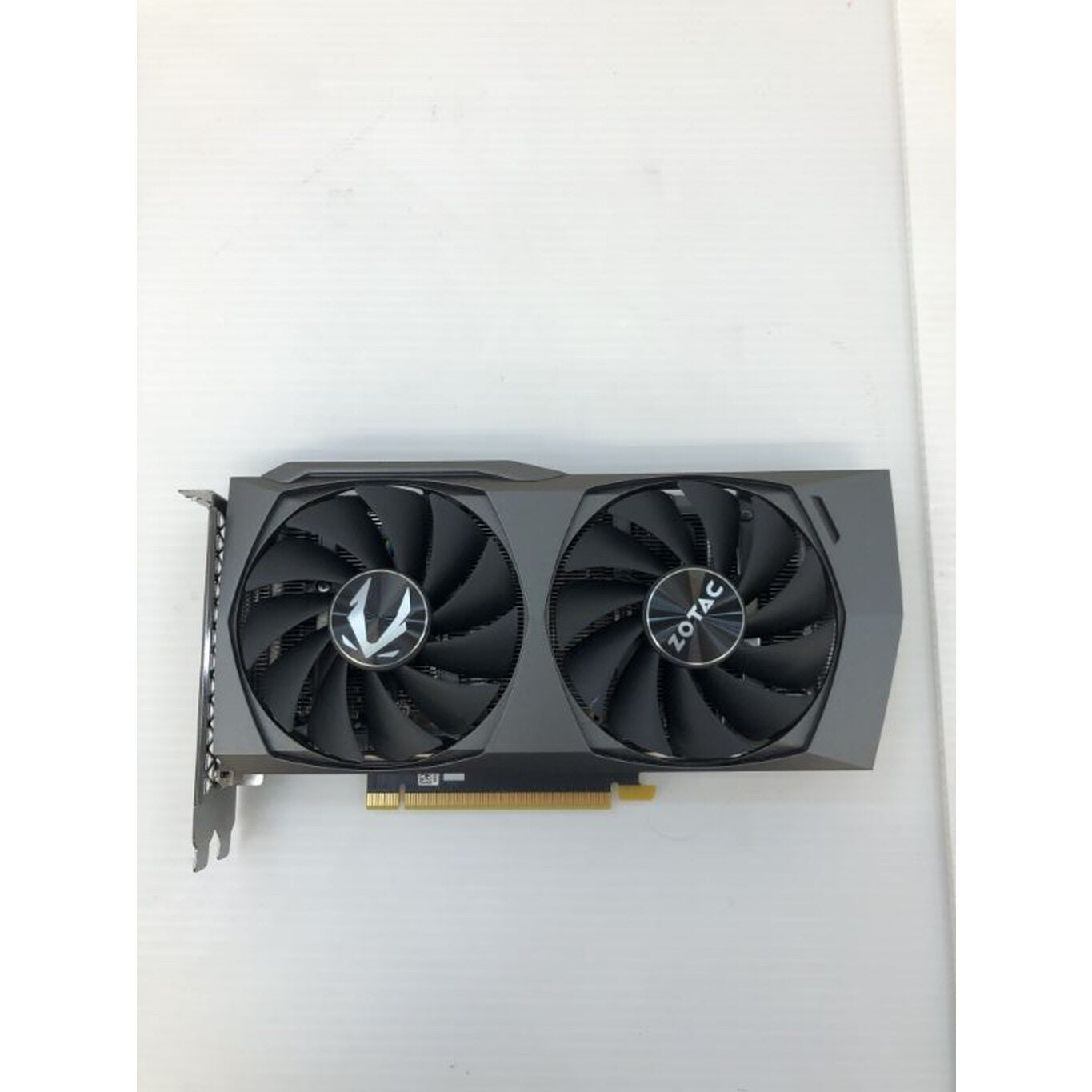 中古 ZOTAC GAMING GeForce RTX 3050 Twin Edge OC ZT-A30500H-10M