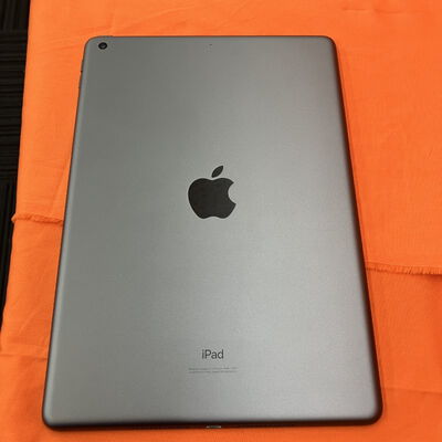 【なんば店】中古  Apple iPad 10.2インチ (第8世代/2020) Wi-Fi 32GB スペースグレイ MYL92J/A 143620【在庫処分!】 