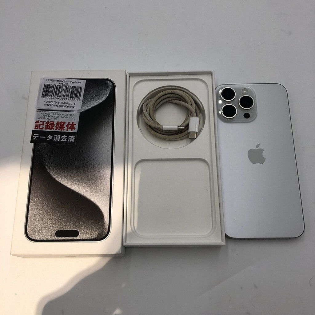中古品 iPhone 15 Pro Max 512GB 動作良好 au Apple iPhone 15 Pro Max米国版512GBシャッター音なし Apple iPhone 15